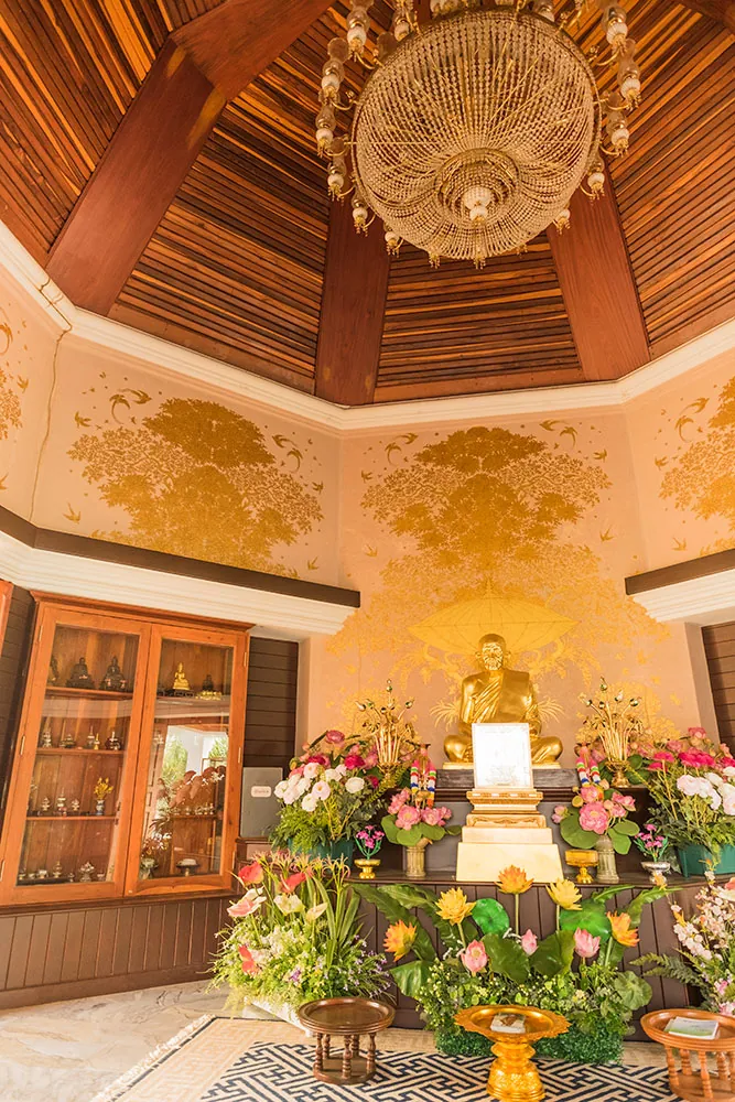 Phra Phutthabat Tham Pha Bing — photo 2