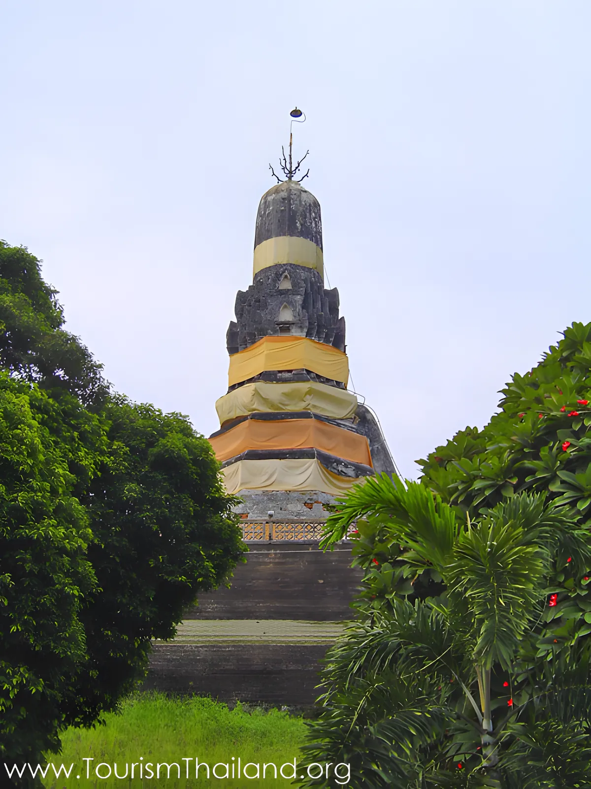 Phra Prathon Chedi