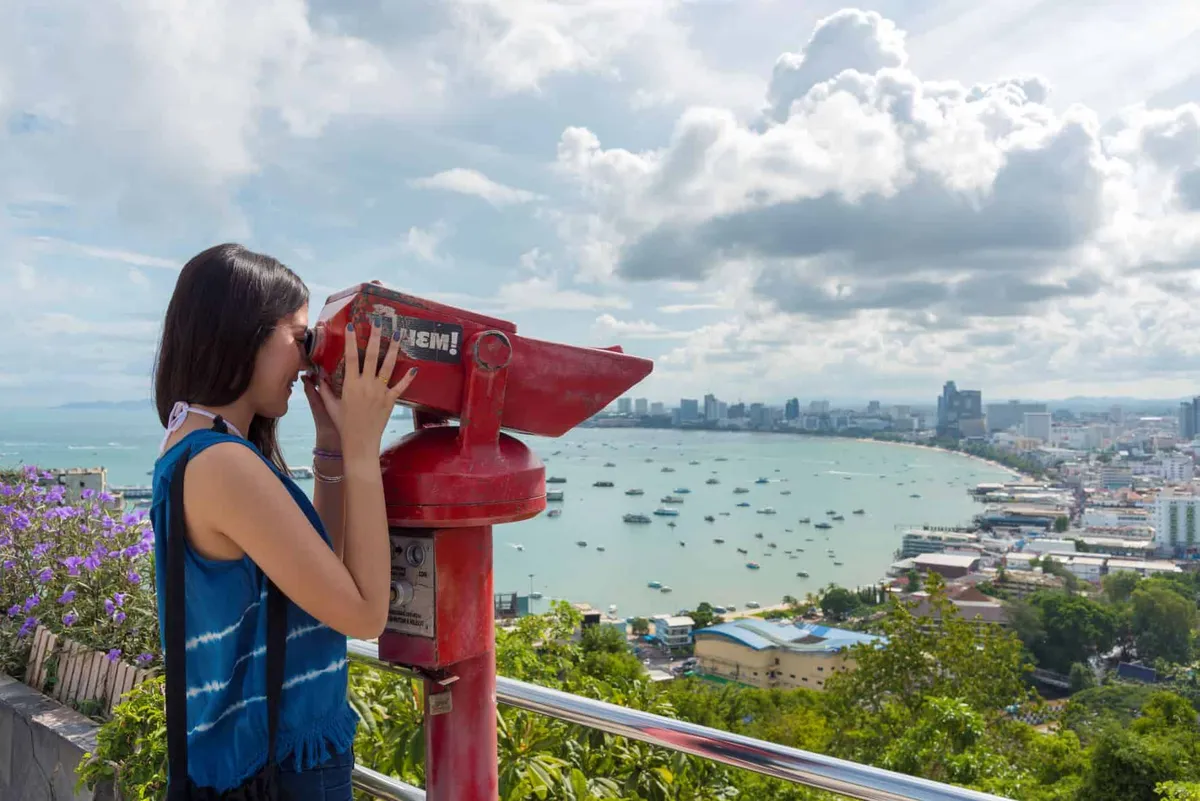 Phra Tamnak Mountain Viewpoint