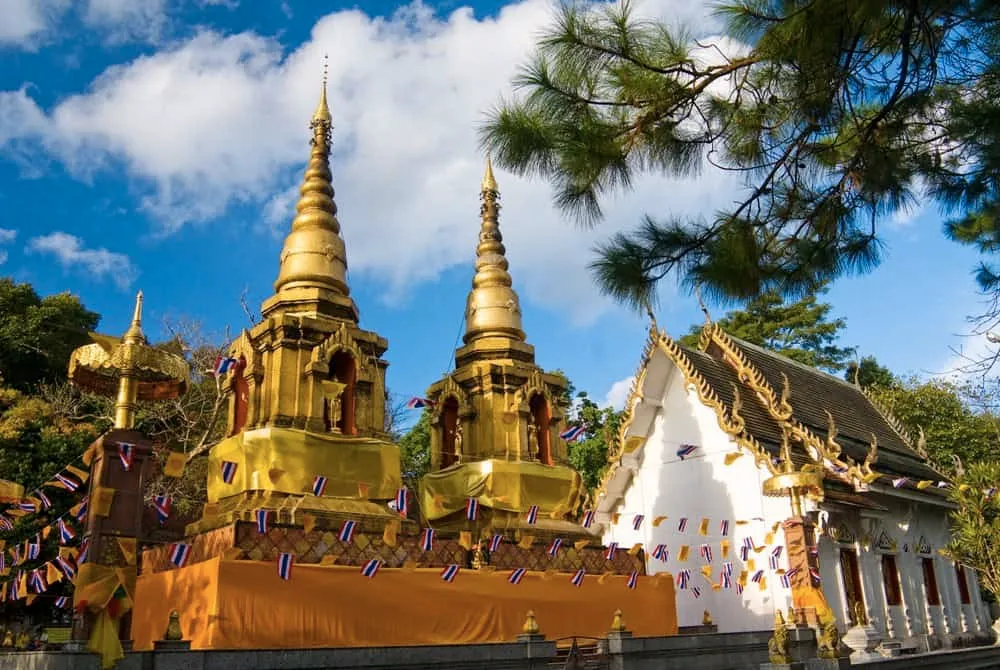 Phra That Doi Tung