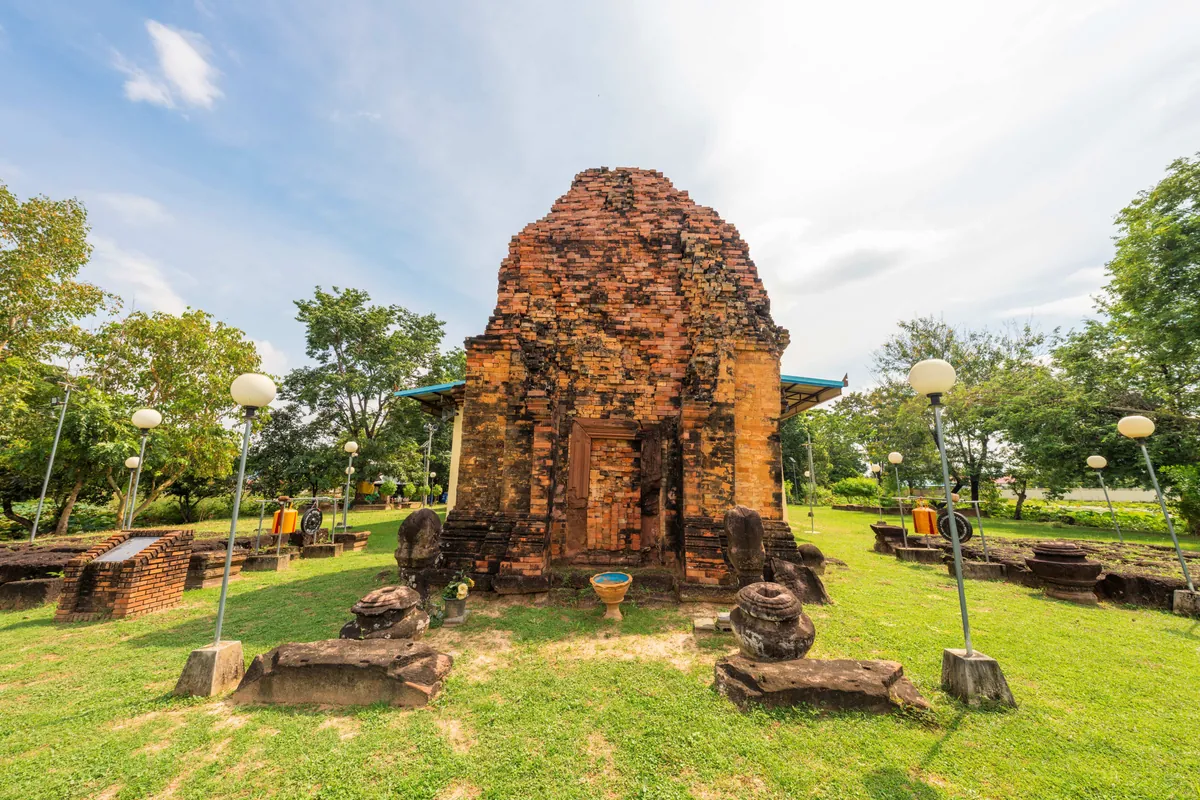 Phra That Dum — photo 2
