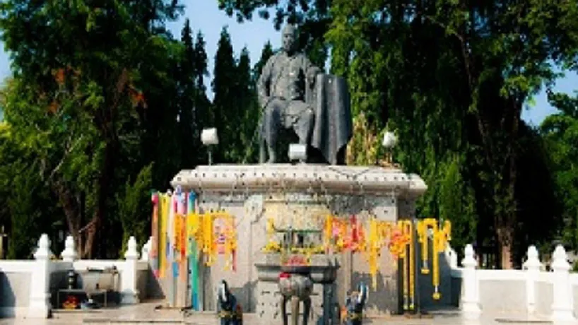 Khaw Soo Cheang Tomb (Ranong Governor's Cemetery)