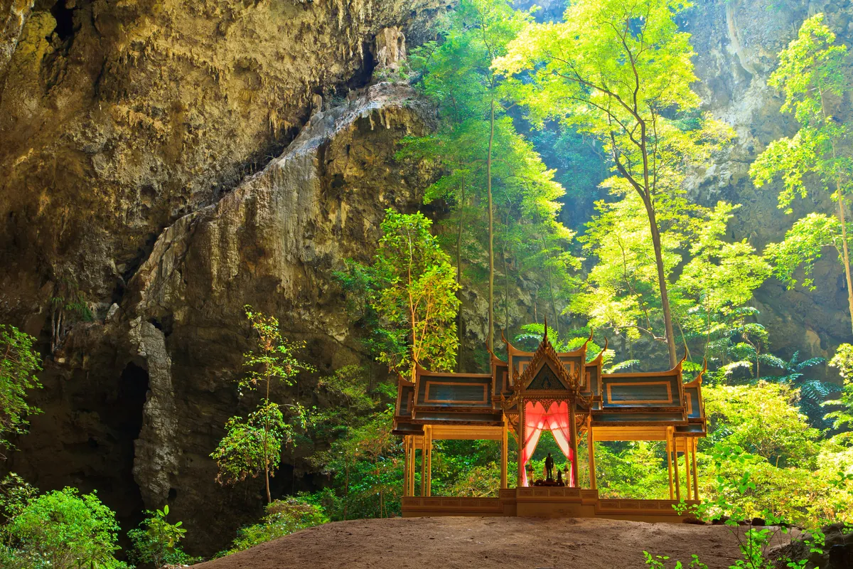 Phraya Nakhon Cave