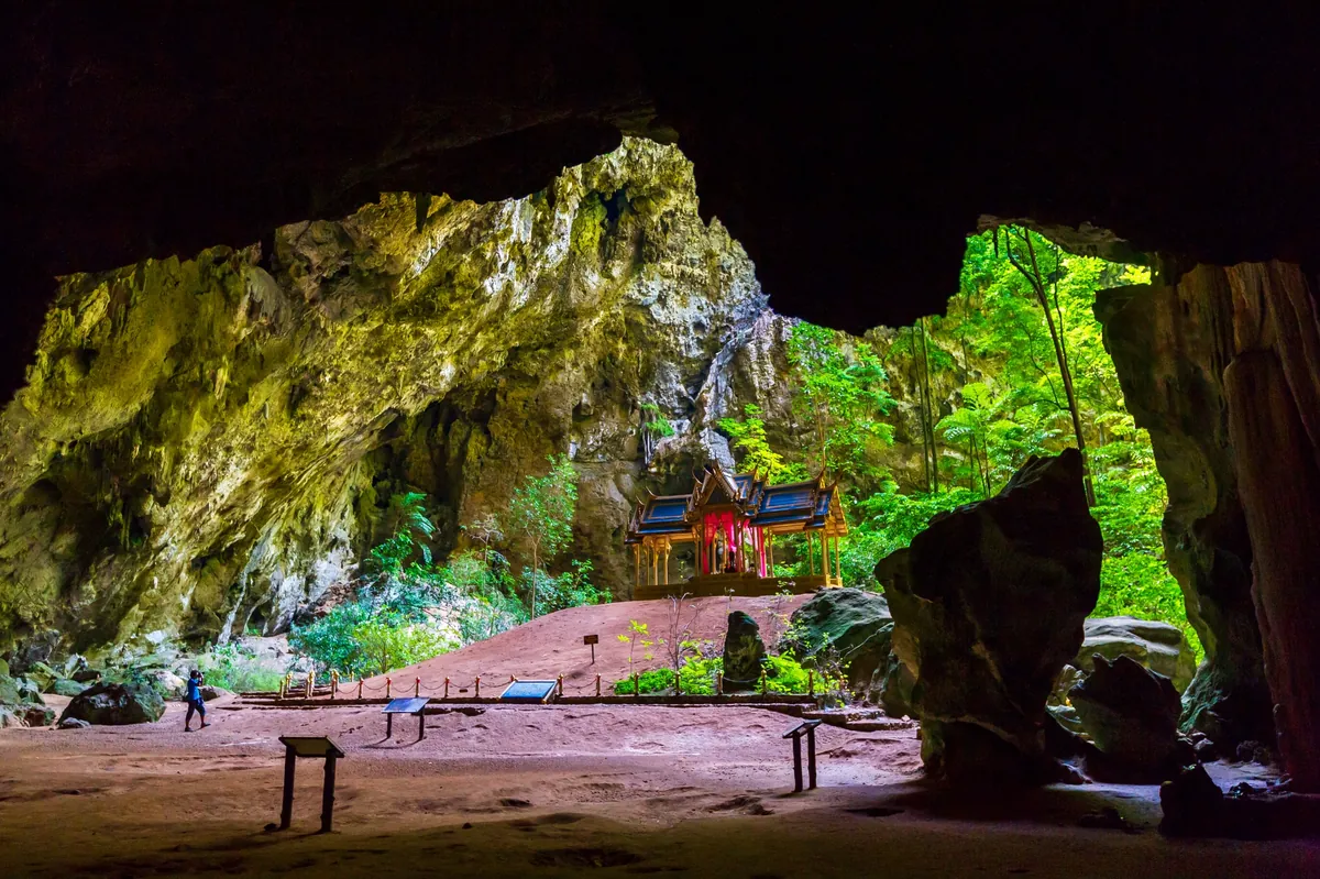 Phraya Nakhon Cave — photo 4
