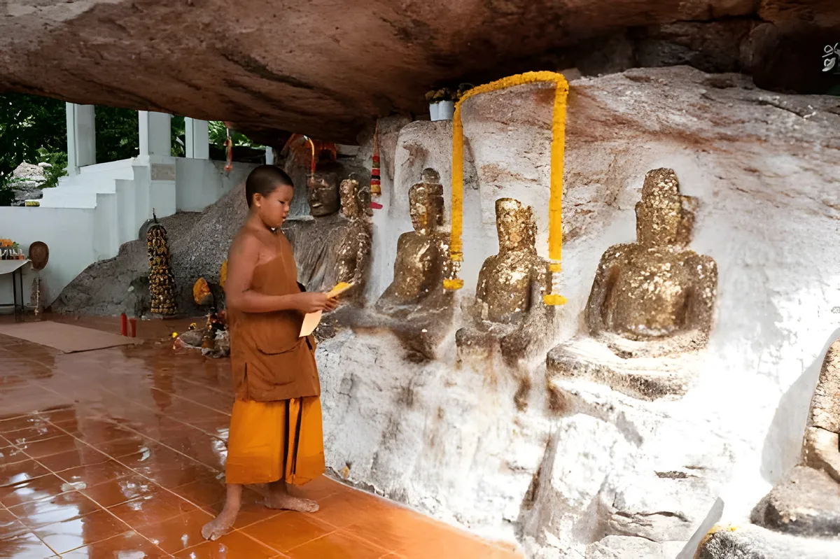 Phu Phra, Wat Sila-Ard