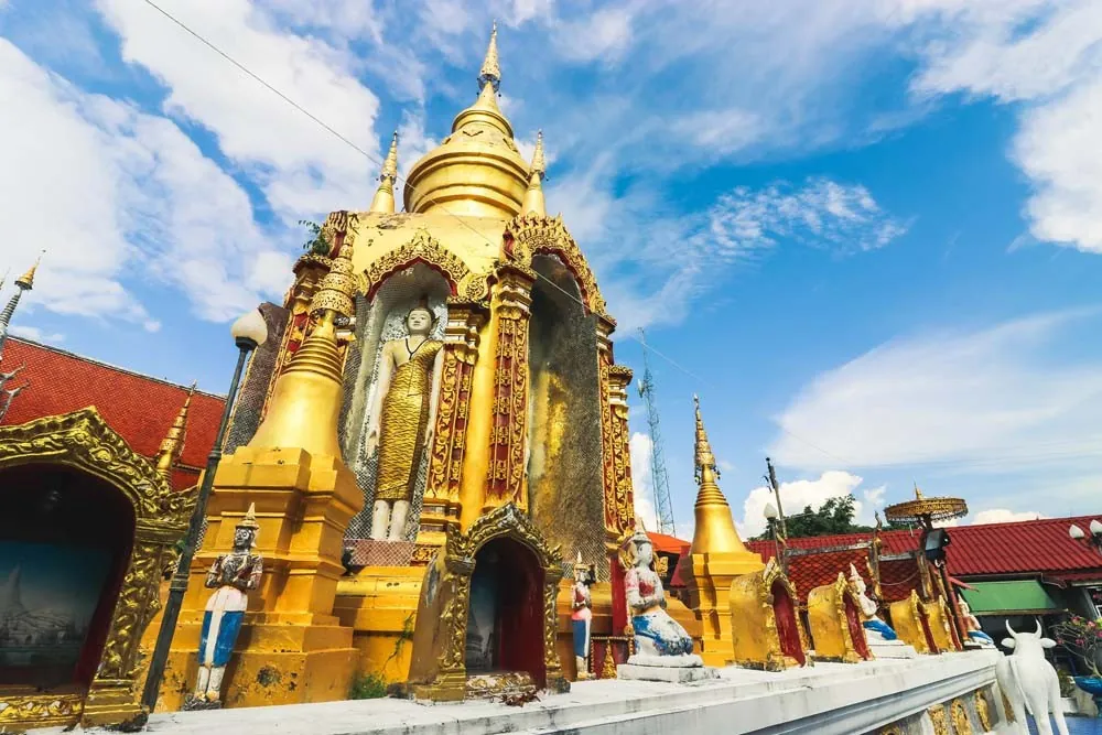Prakong Ruesi Temple