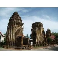 Prang Ku (Nong Ku Castle)