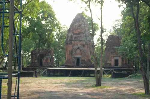 Prang Ku Suan Taeng — photo 2