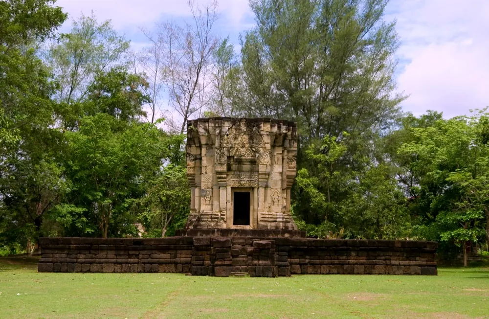 Prasat Hin Ban Phluang — photo 2
