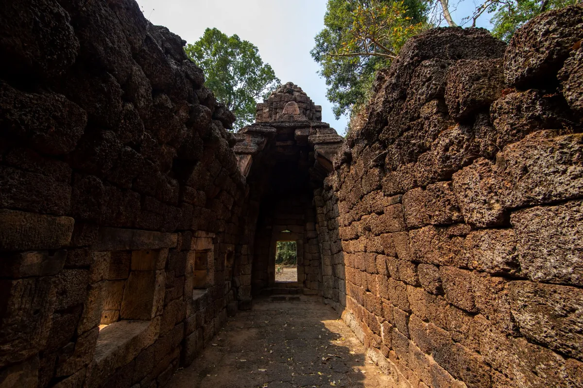 Prasat Ta Muen Thom Archaeological Site — photo 3