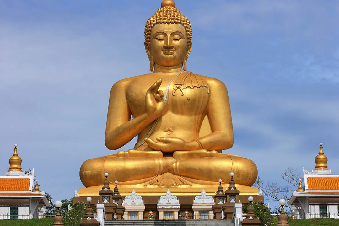 Puttamonton Naratiwat