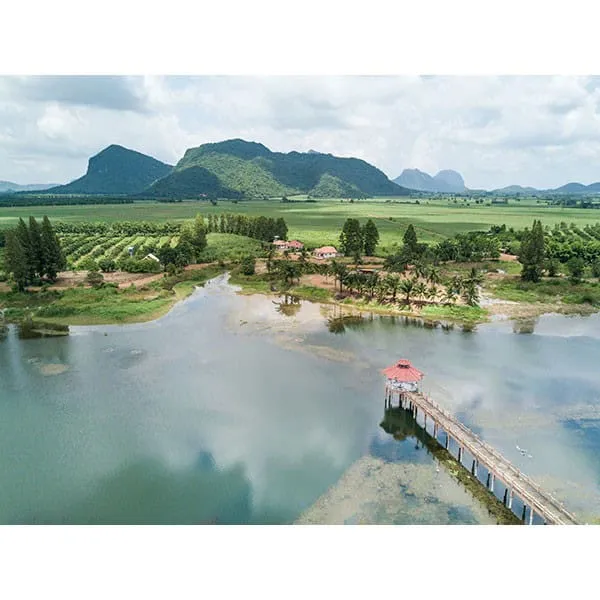 Queen Sirikit Chaloem Phra Kiat Public Water Park