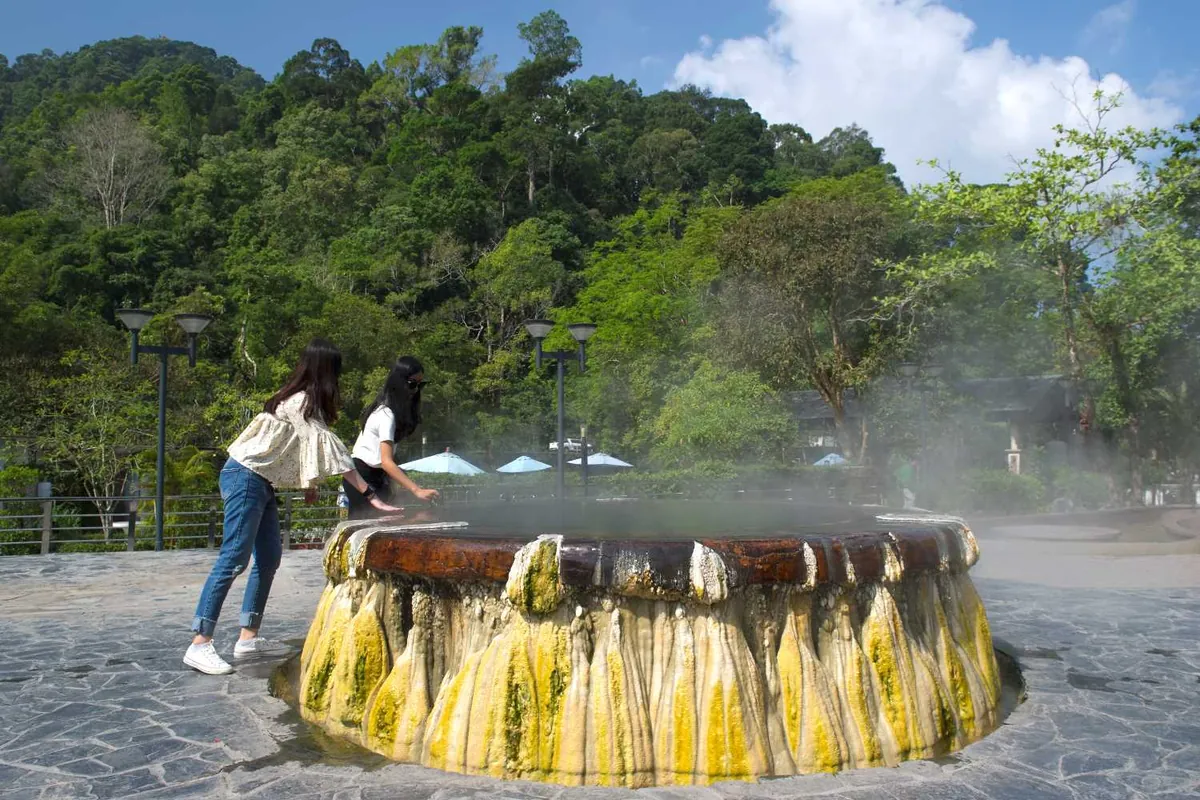 Raksawarin Hot Springs and Public Park — photo 3