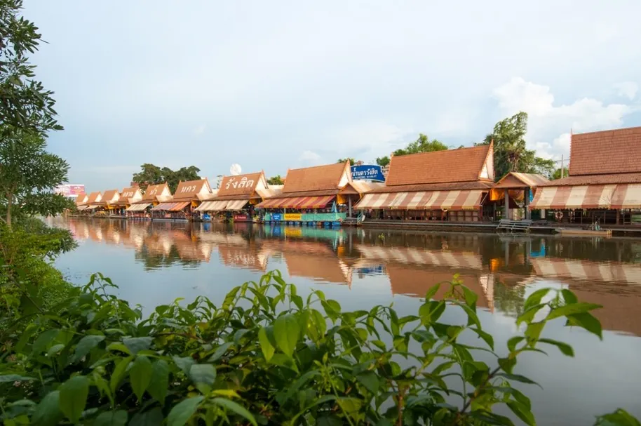 Rangsit Floating Market — photo 3