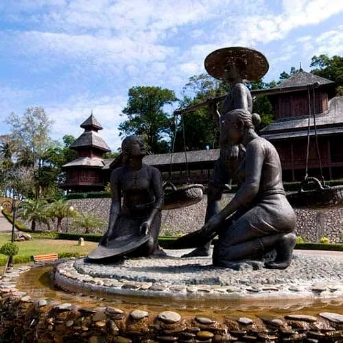 Rattana Rangsan Palace (Imitation)