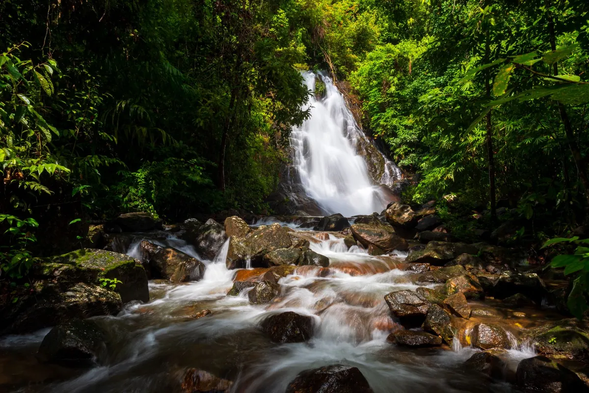 Sai Rung Waterfall — photo 2