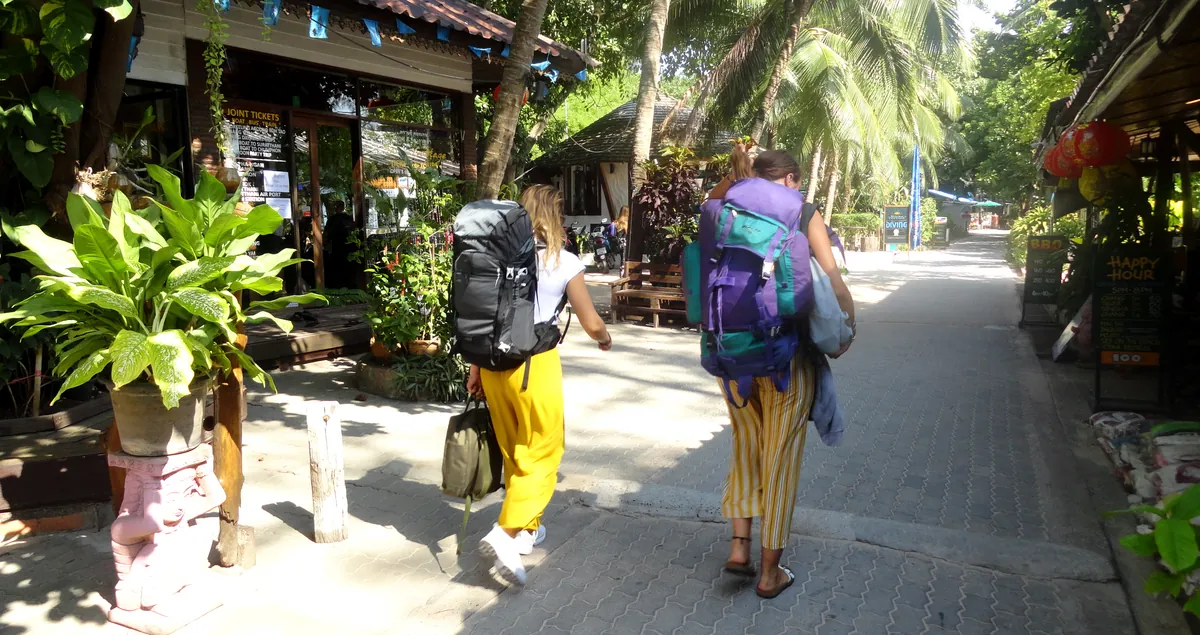 Sairee Beach