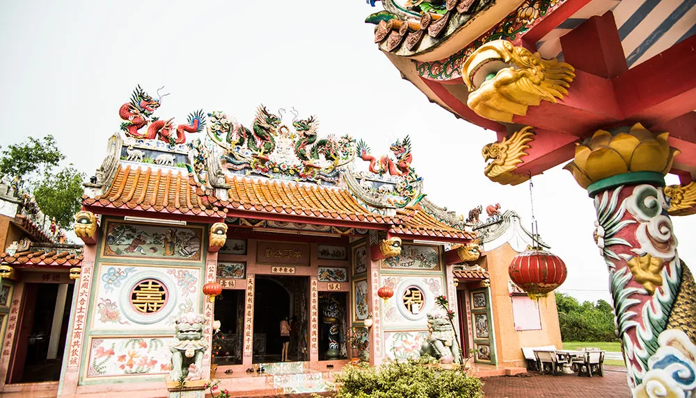 San Chao Pho Ongkharak (Chao Pho Ongkharak Shrine)