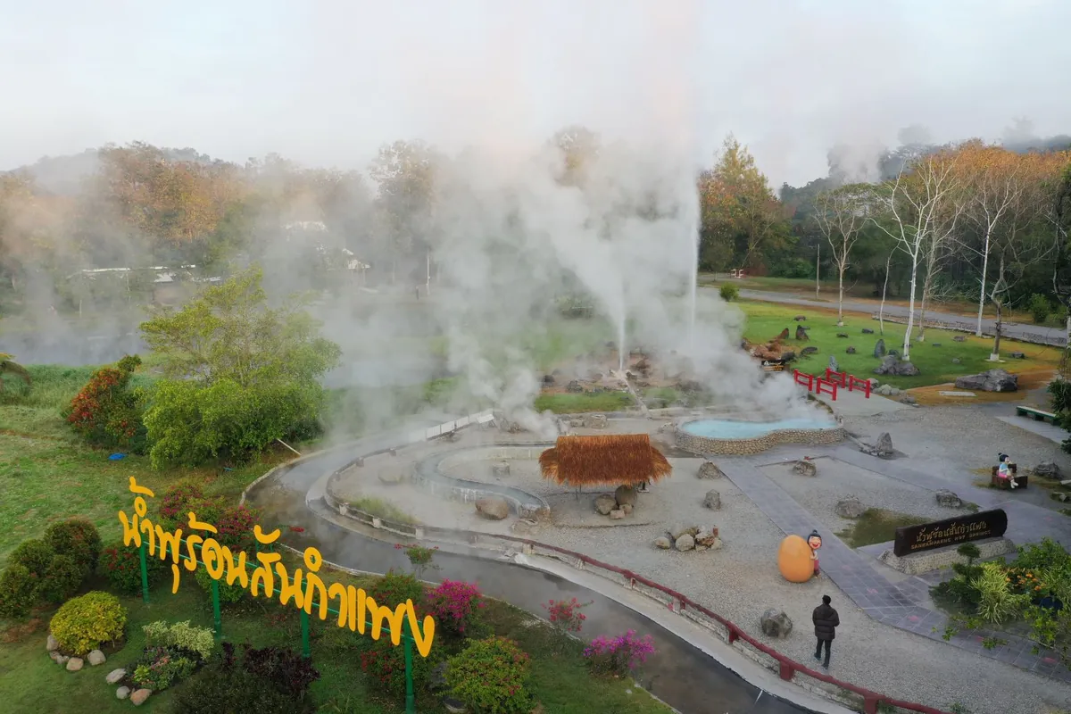 San Kamphaeng Hot Springs — photo 2