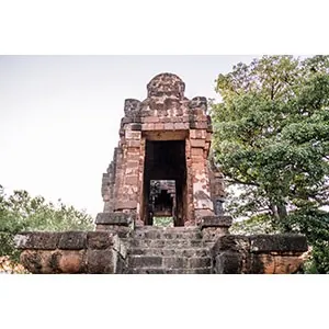 San Ta Pha Daeng — photo 2