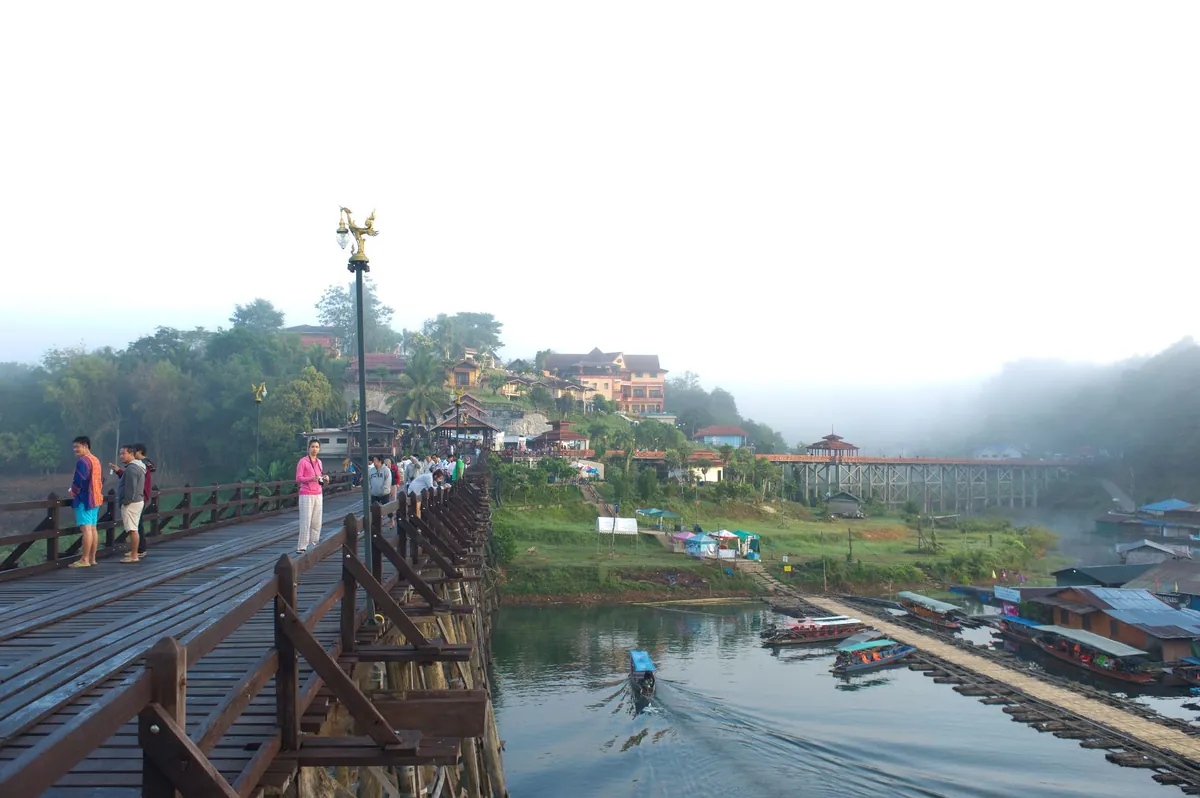 Sapan Mon Bridge — photo 2
