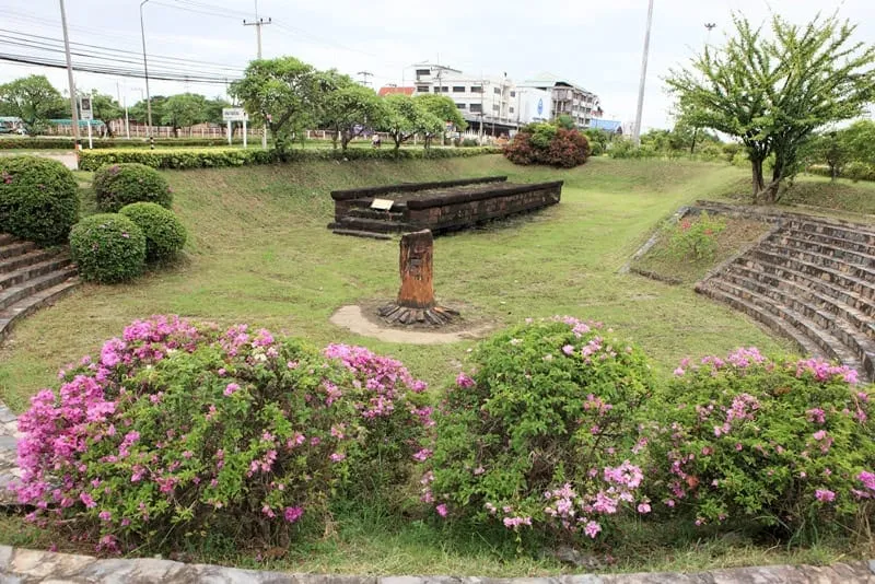 Saphan Khom (Saphan Hin)