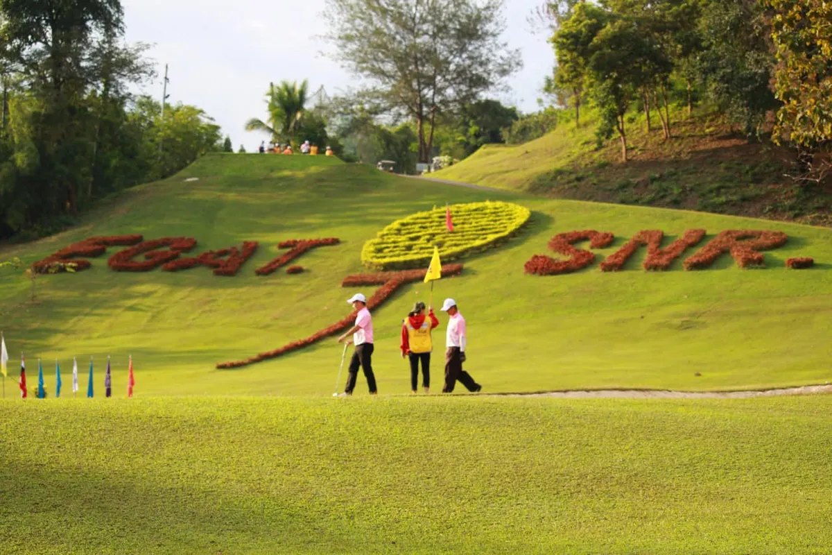 Srinagarindra Dam Golf Course