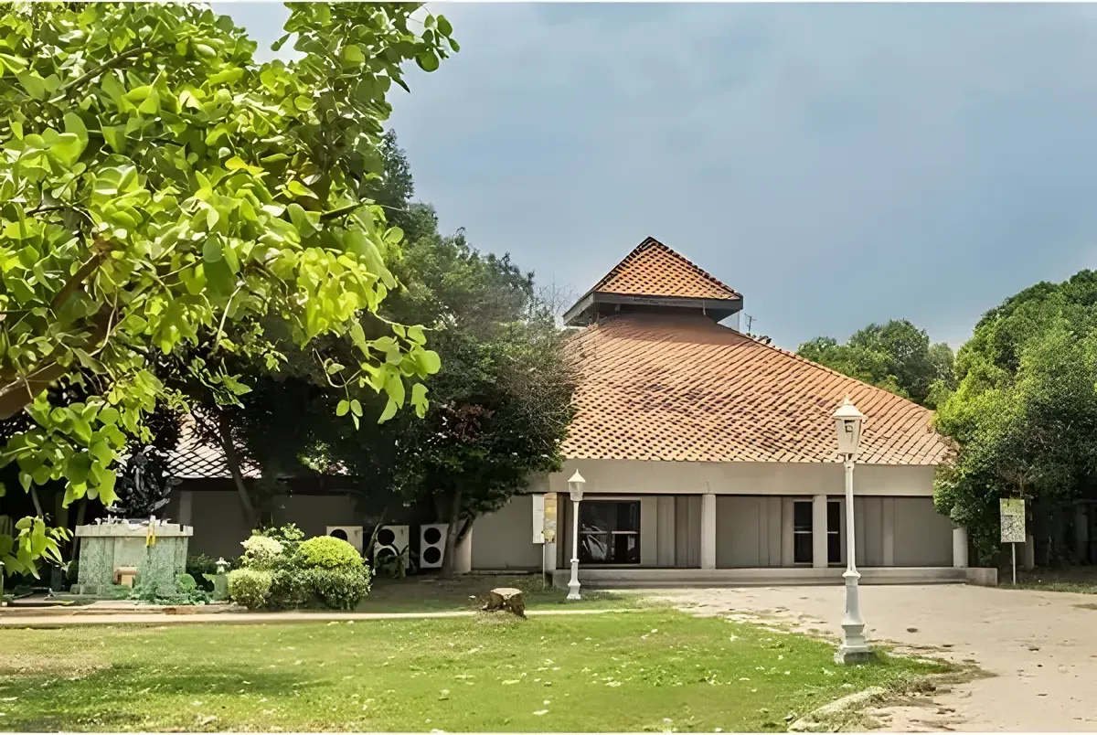 Suphan Buri Thai Traditional Arts Training Center