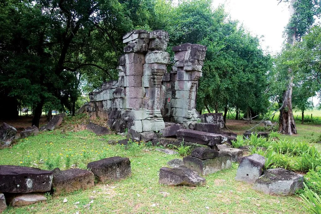 Taleng Khmer Ruins