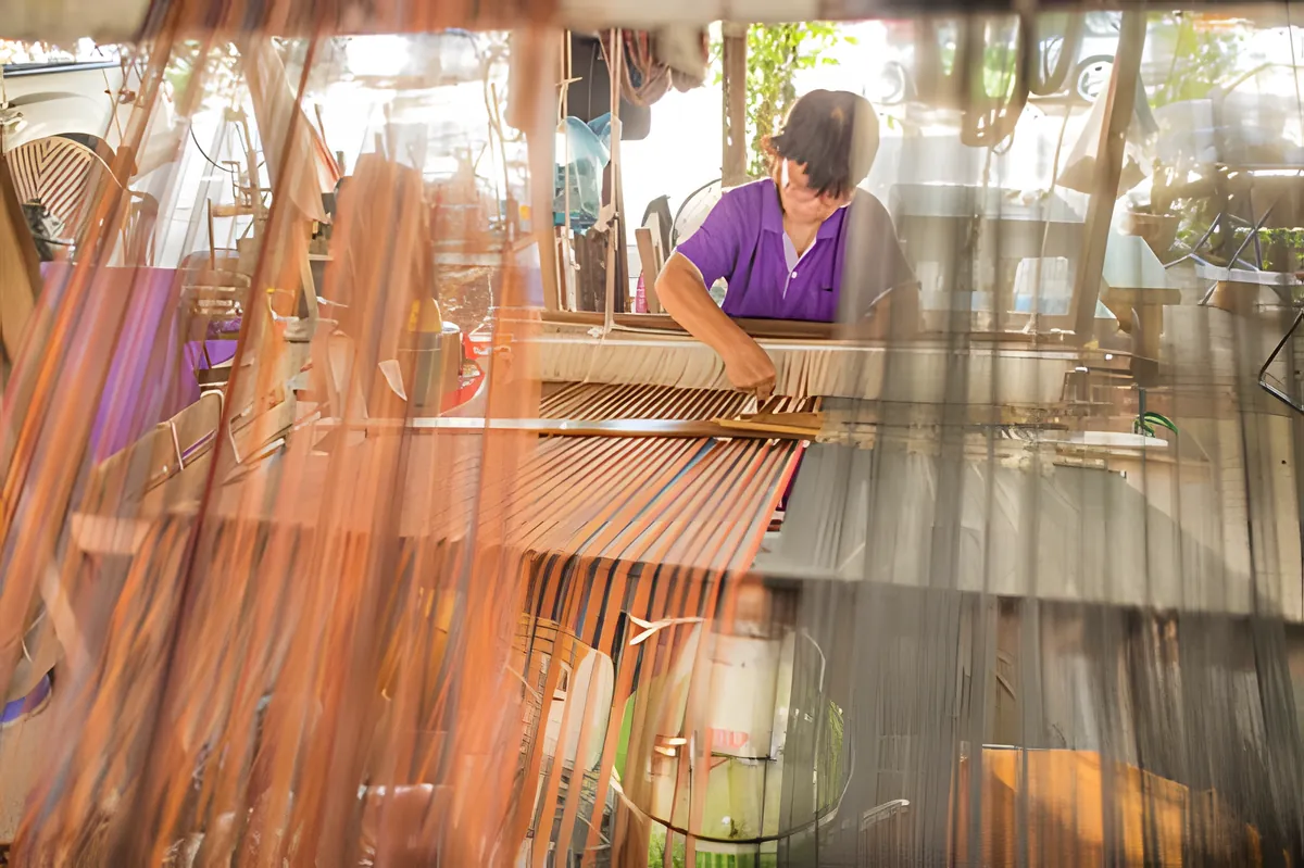 Tambon Wiang Yong Fabric Center
