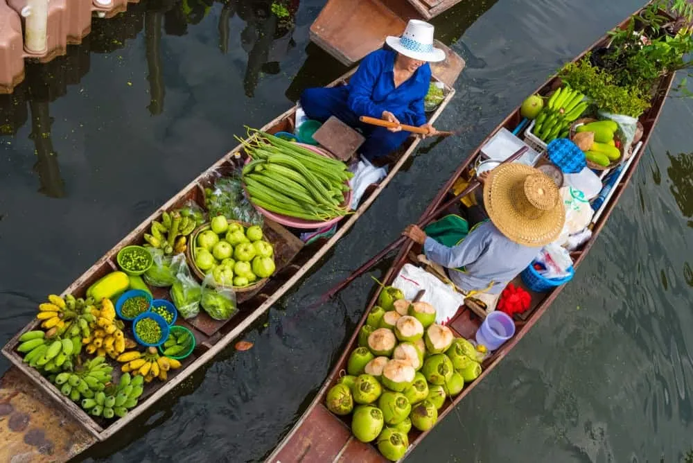 Tha Kha Floating Market