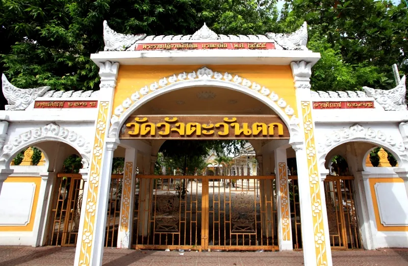 Thai Style Kuti at Wat Wang Tawan Tok — photo 3