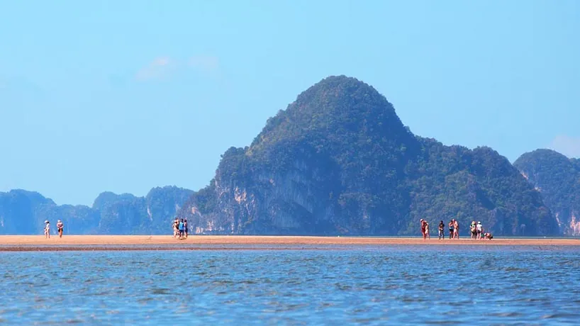 Thalane Bay — photo 2