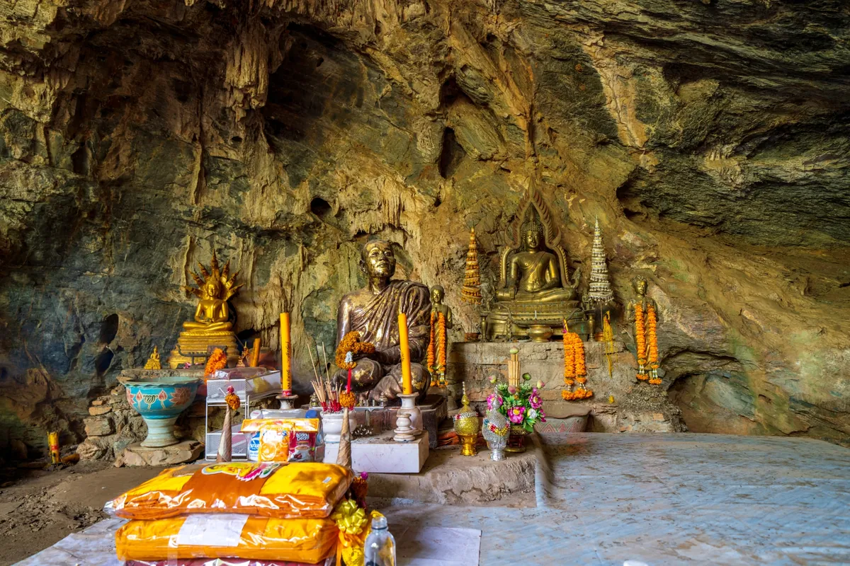 Tham Khao Wong Forest Park (Phu Wai Cave) — photo 5