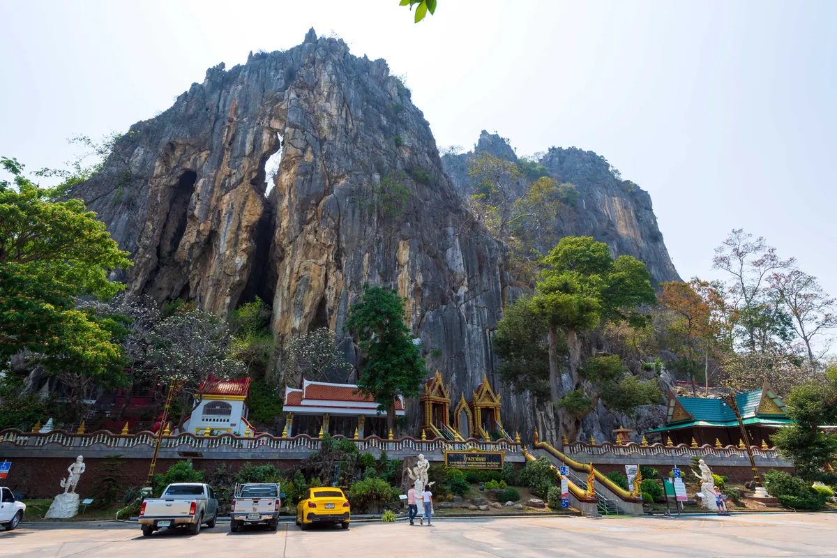 Tham Khao Yoi