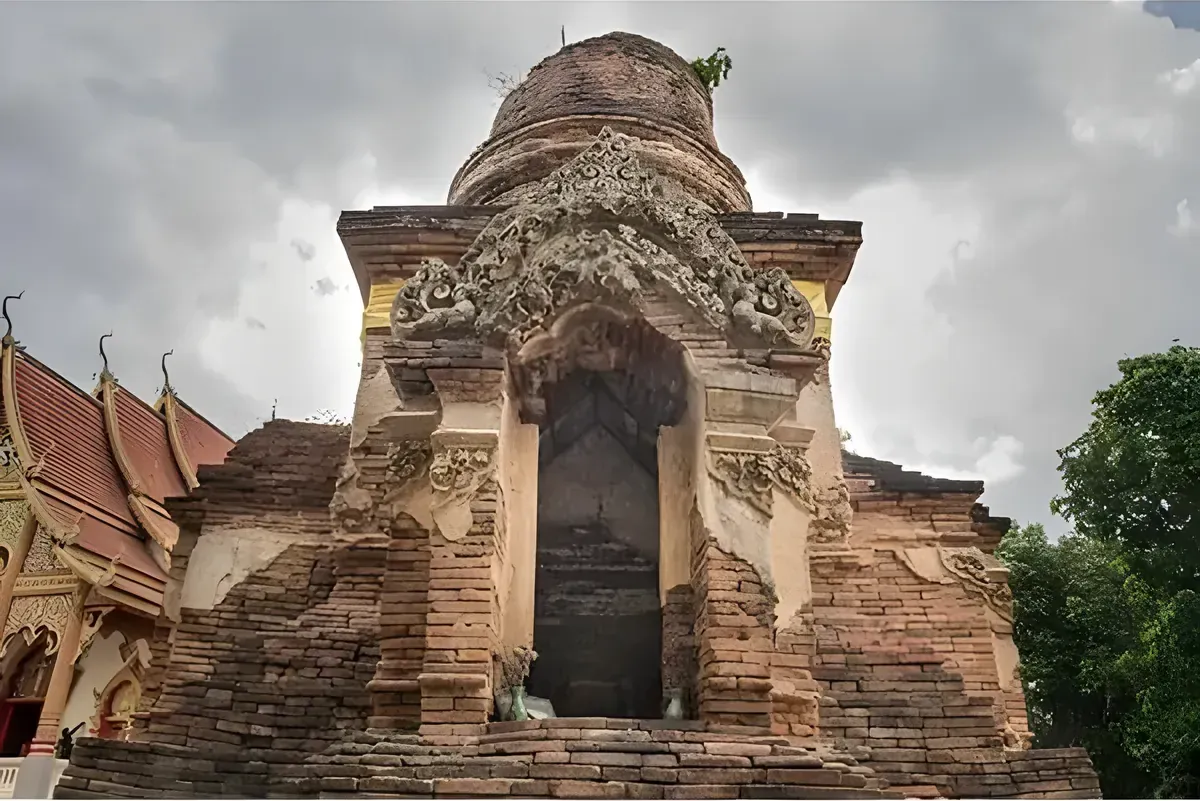 The archaeological site of Kho Klang temple