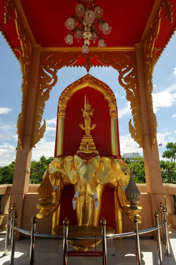 The Model of Phra Siam Thevathiraj — photo 3