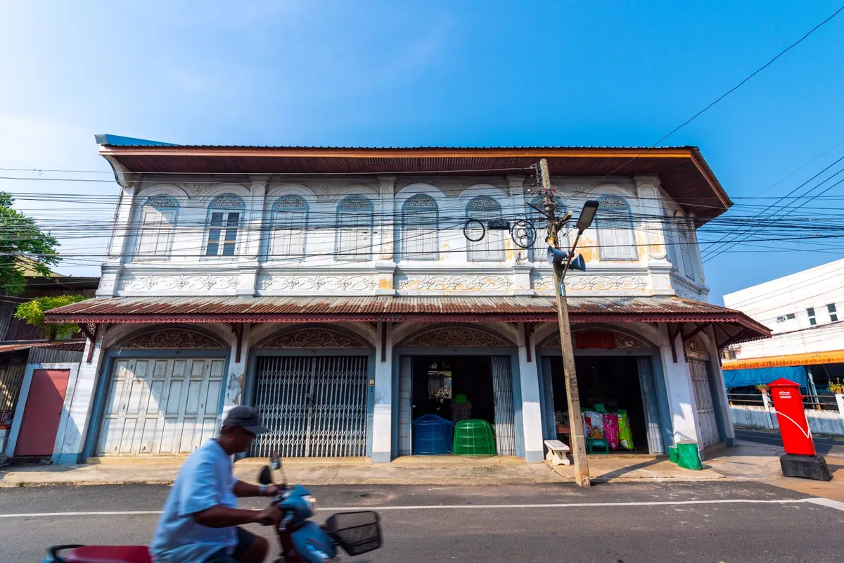 The Old Building of Ban Singha Tha — photo 3