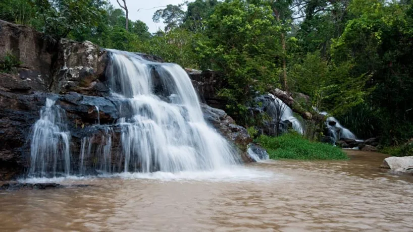 Thep Phana Waterfall