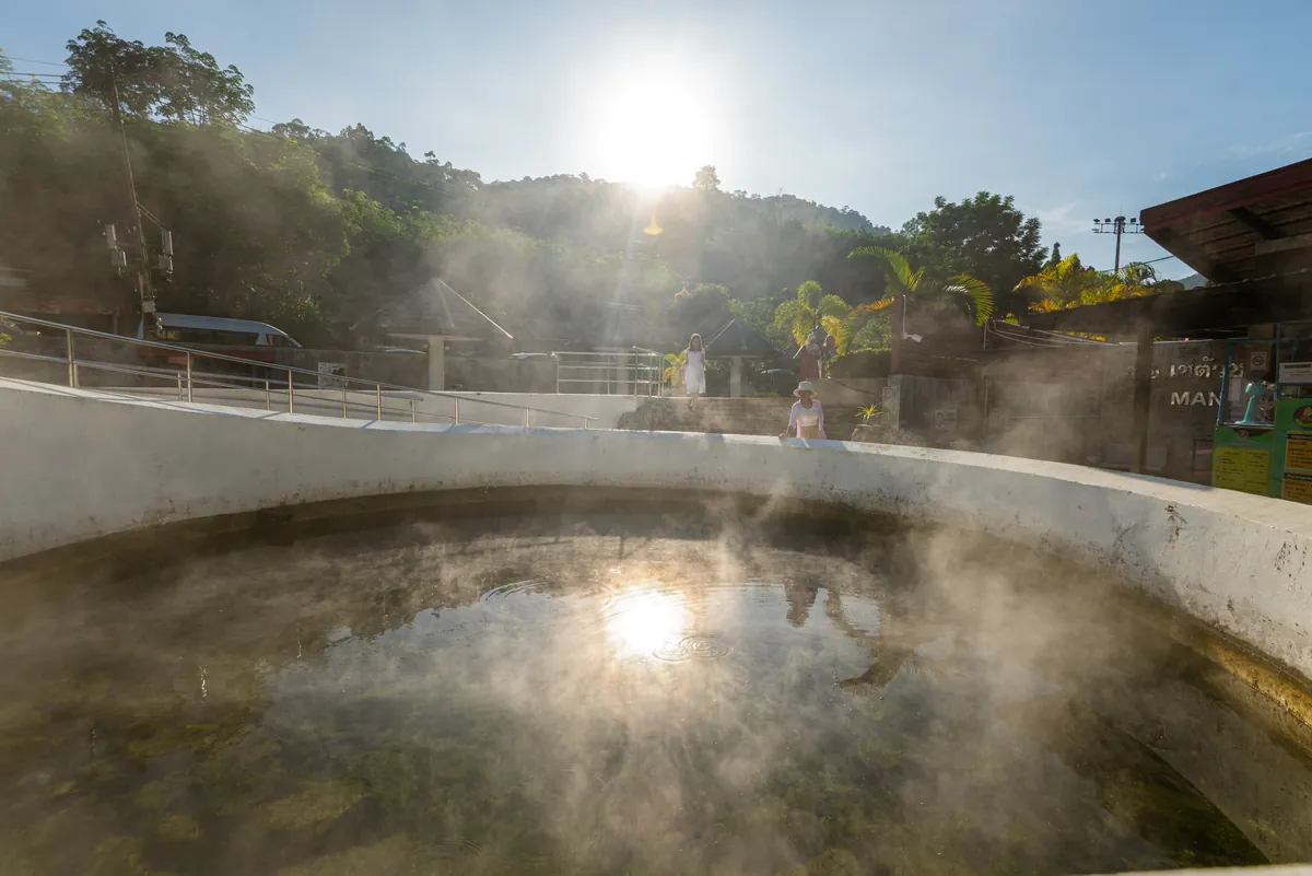 Thung Nui Hot Spring — photo 2