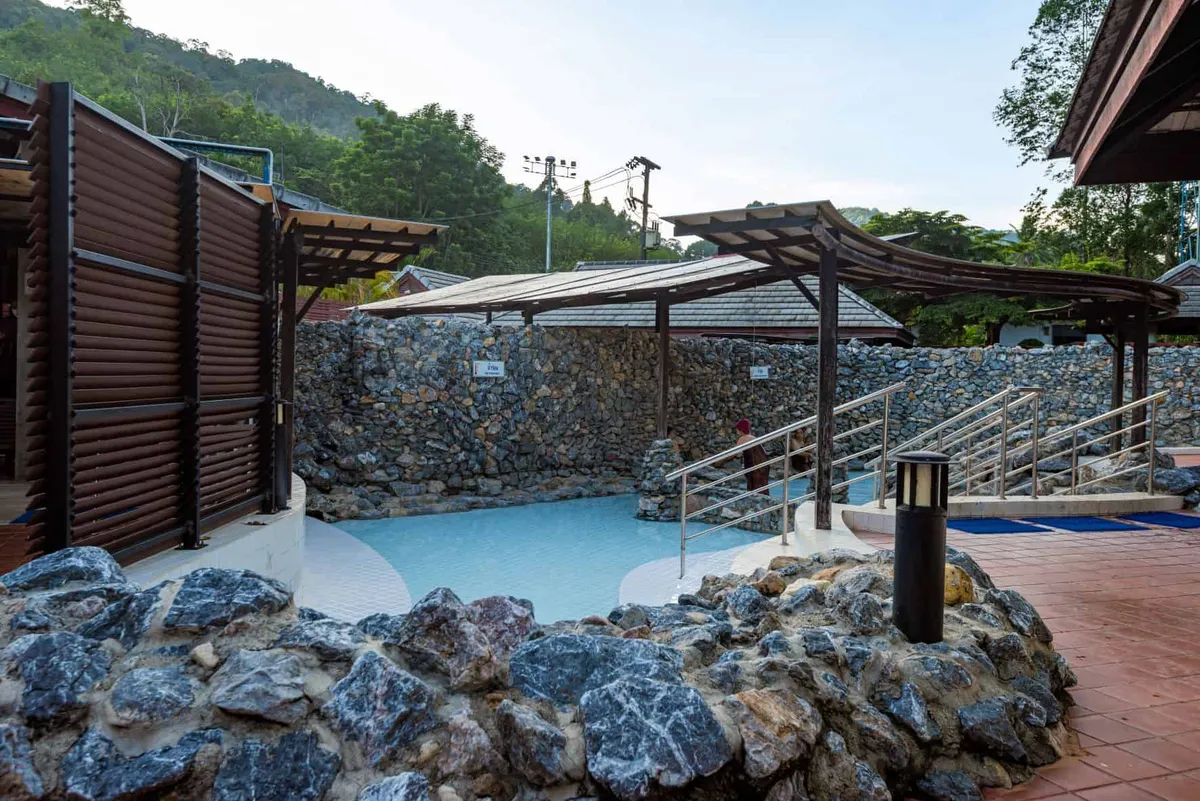 Thung Nui Hot Spring