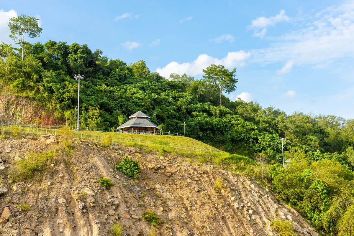To Ku Chae Bridge Viewpoint — photo 2