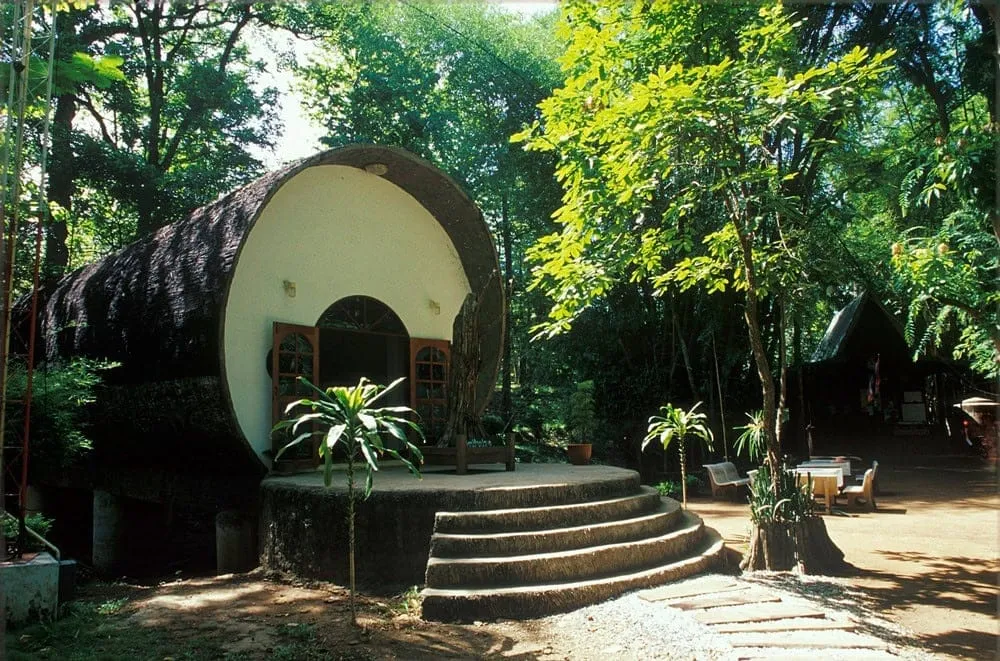 Ton Sak Yai (Giant Teak Tree) Forest Park