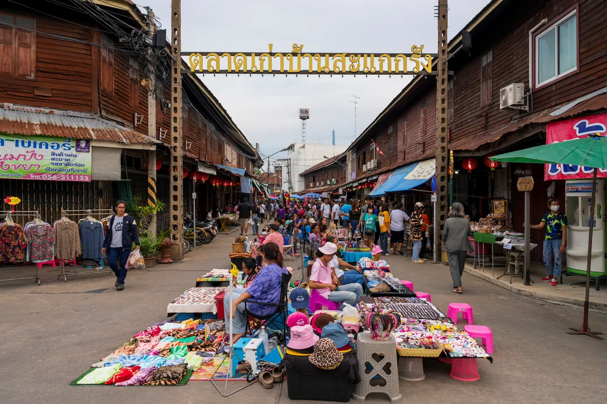 Trok Rong Ya Walking Street, Uthai Thani — photo 3