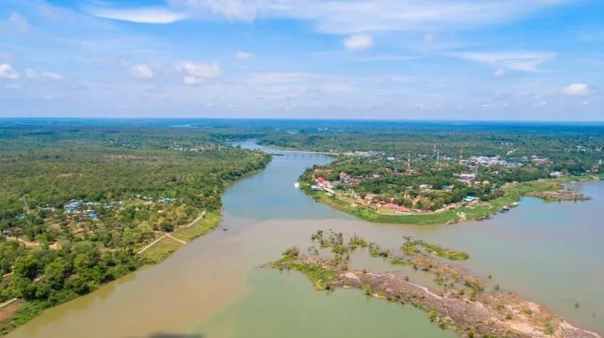 Two-Color River View Point
