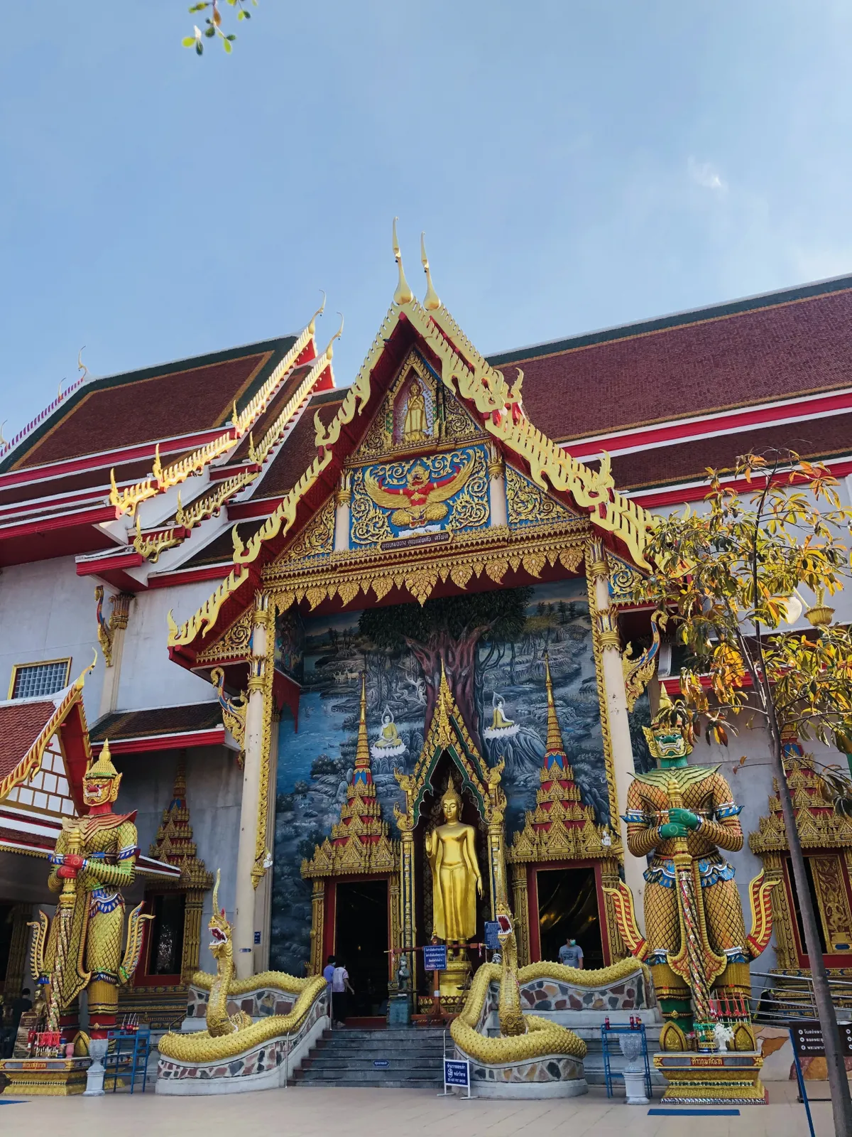 Wat Bang Phli Yai Klang