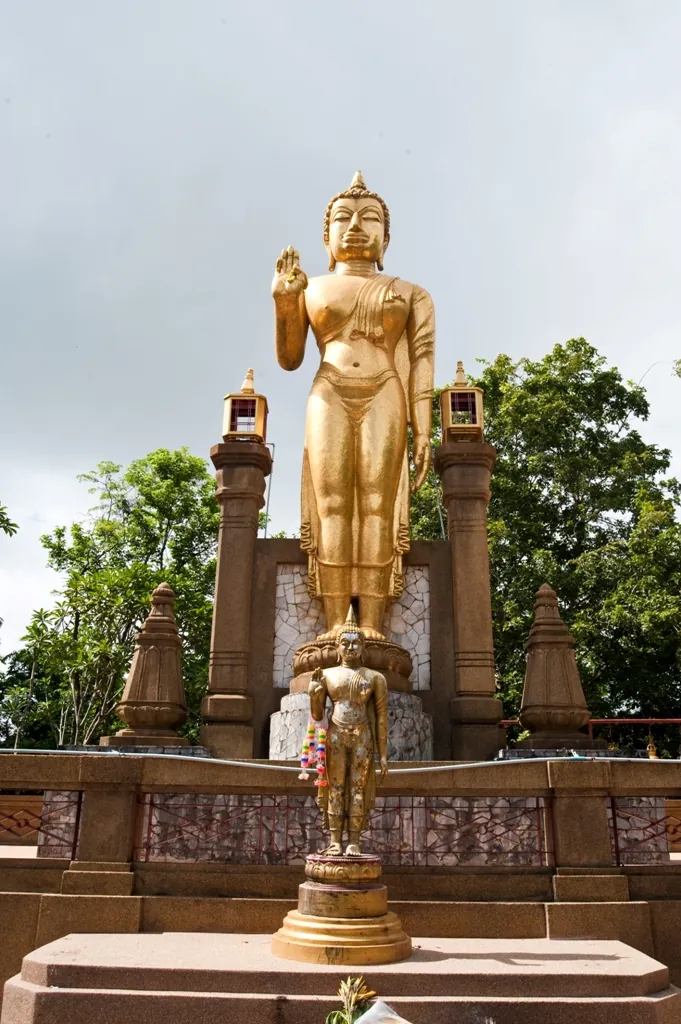 Wat Chaiyaphum Phithak — photo 2