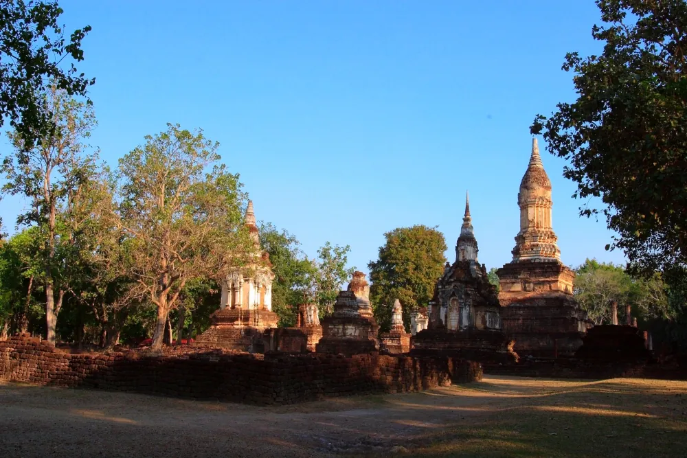 Wat Chedi Chet Thaeo — photo 3
