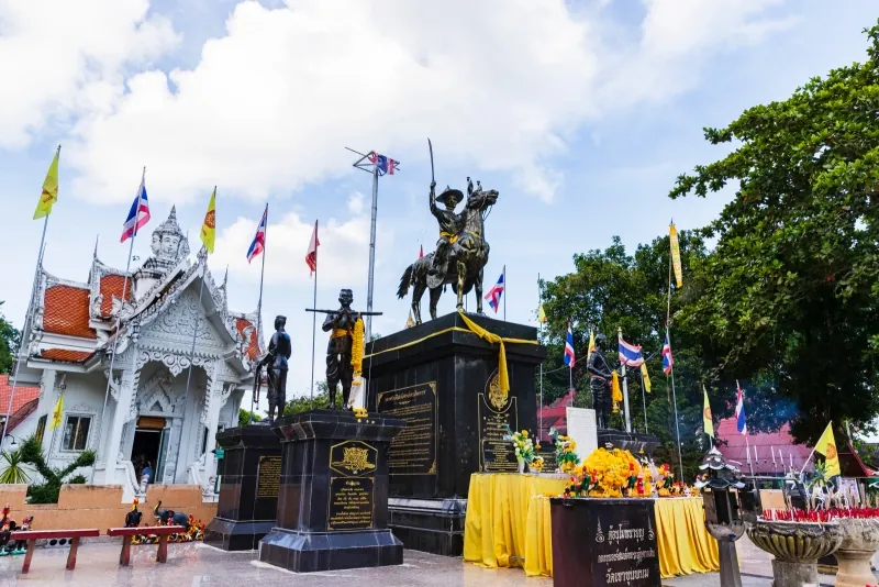 Wat Khao Khun Phanom and Khun Phanom Scientific Study Centre — photo 3
