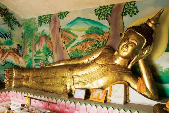 Wat Khao Phra Phutthabat Bang Sai
